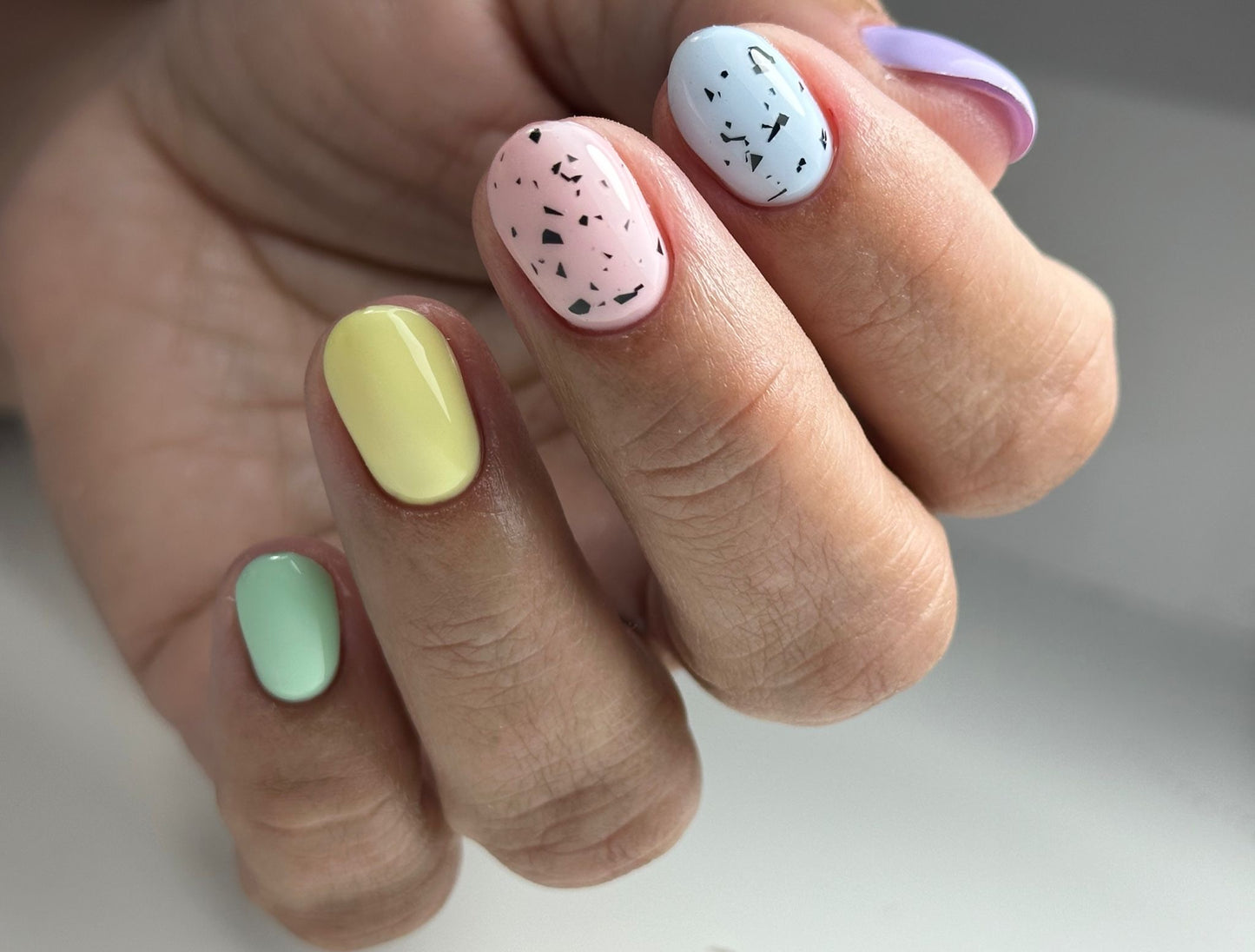 GEL POLISH | SU28 Light Yellow