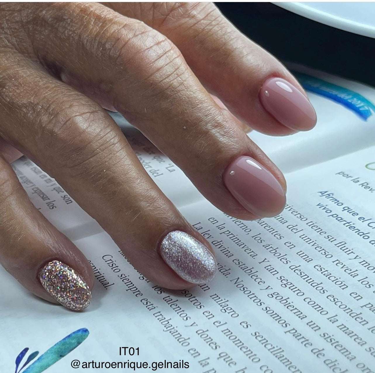 GEL POLISH | IT01 cover pink