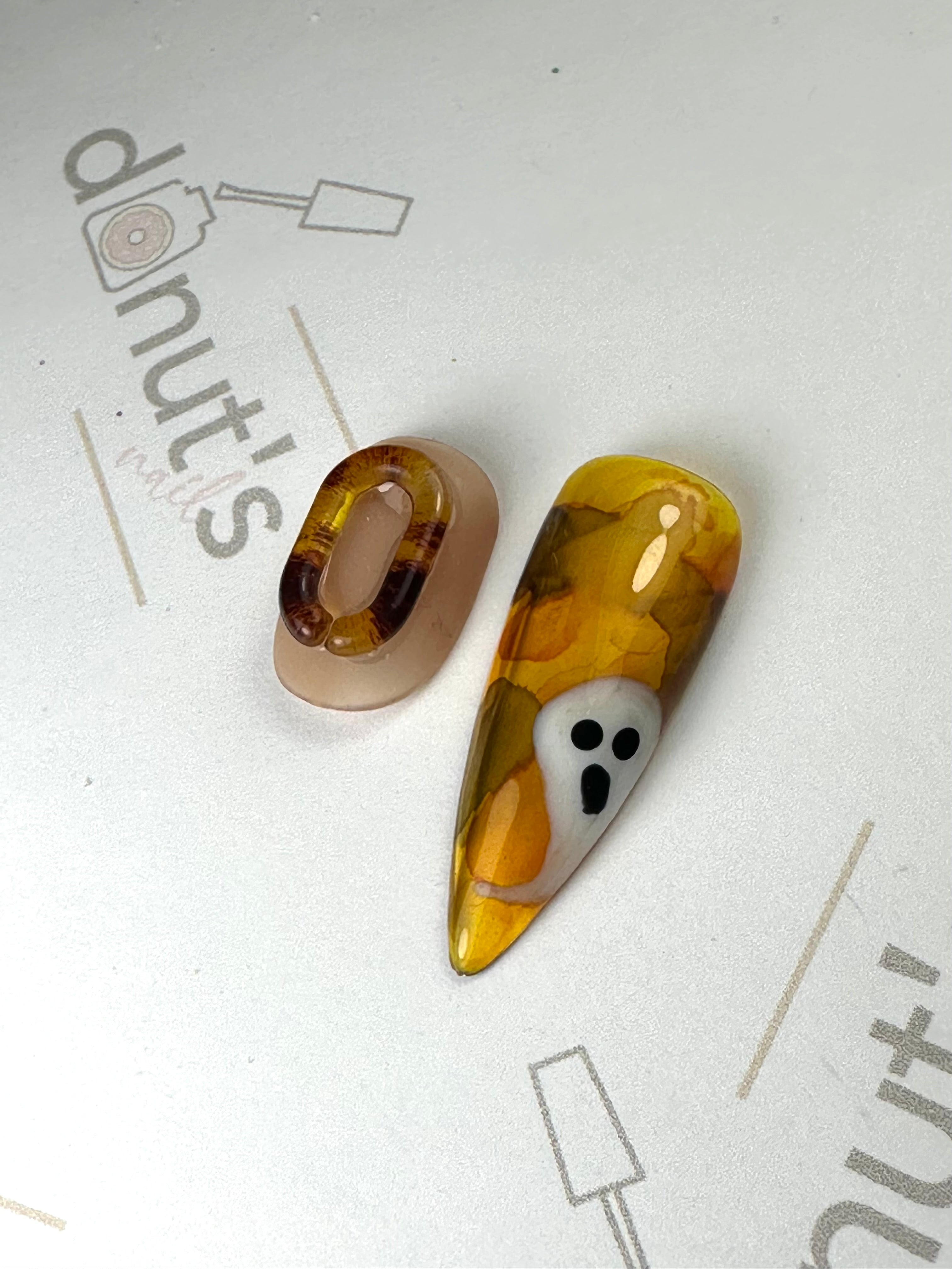 Tortoise shell 3D nail art