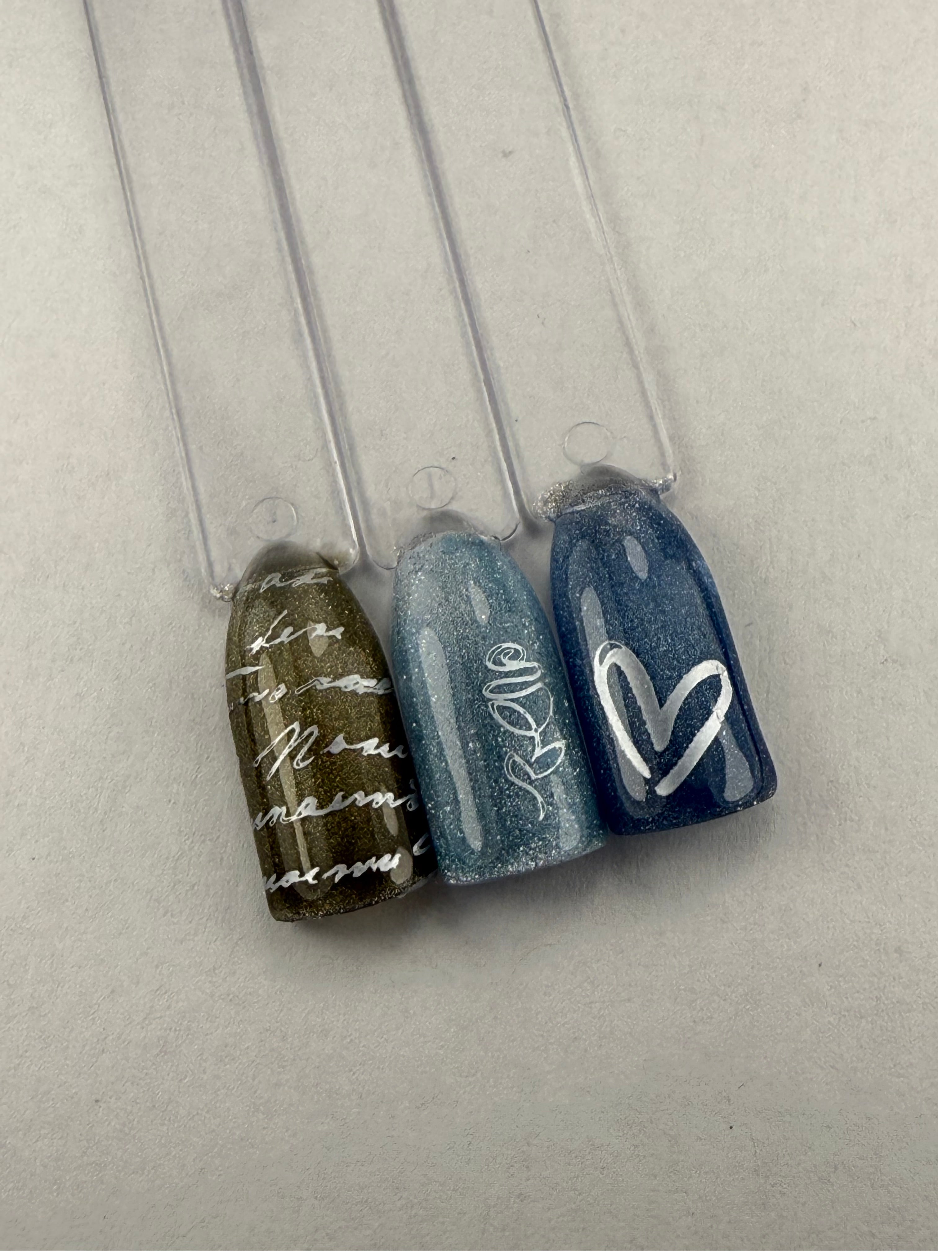 GEL POLISH | CRC15 crystal blue