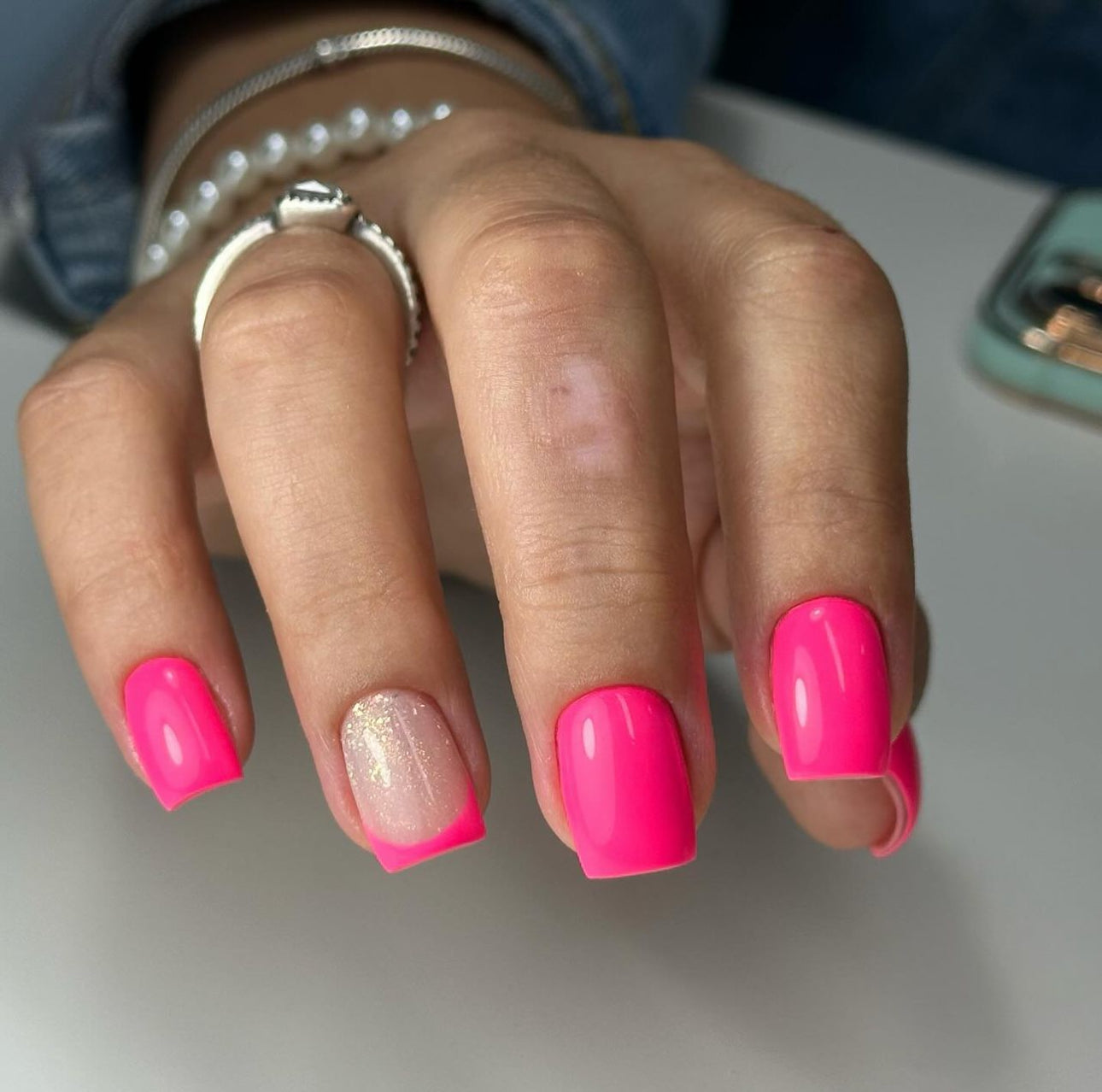 GEL POLISH | RE121 Electric Pink