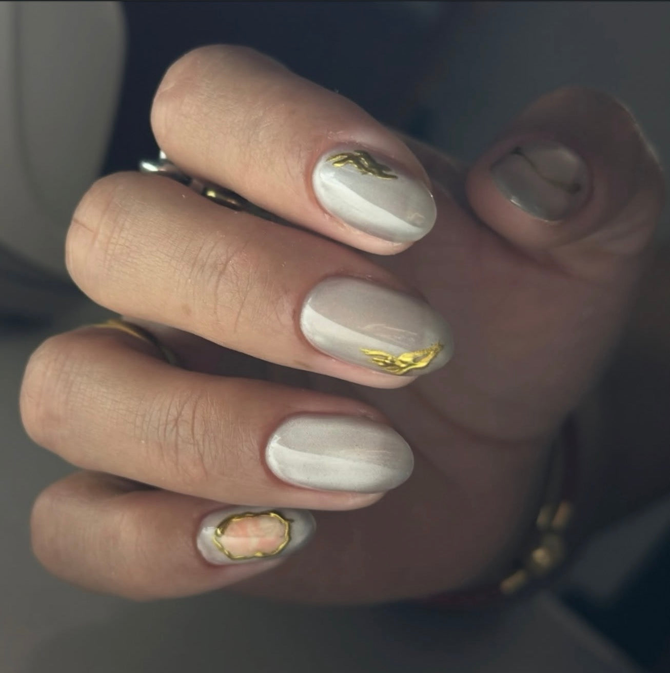 CAT EYE | White Silk NEW