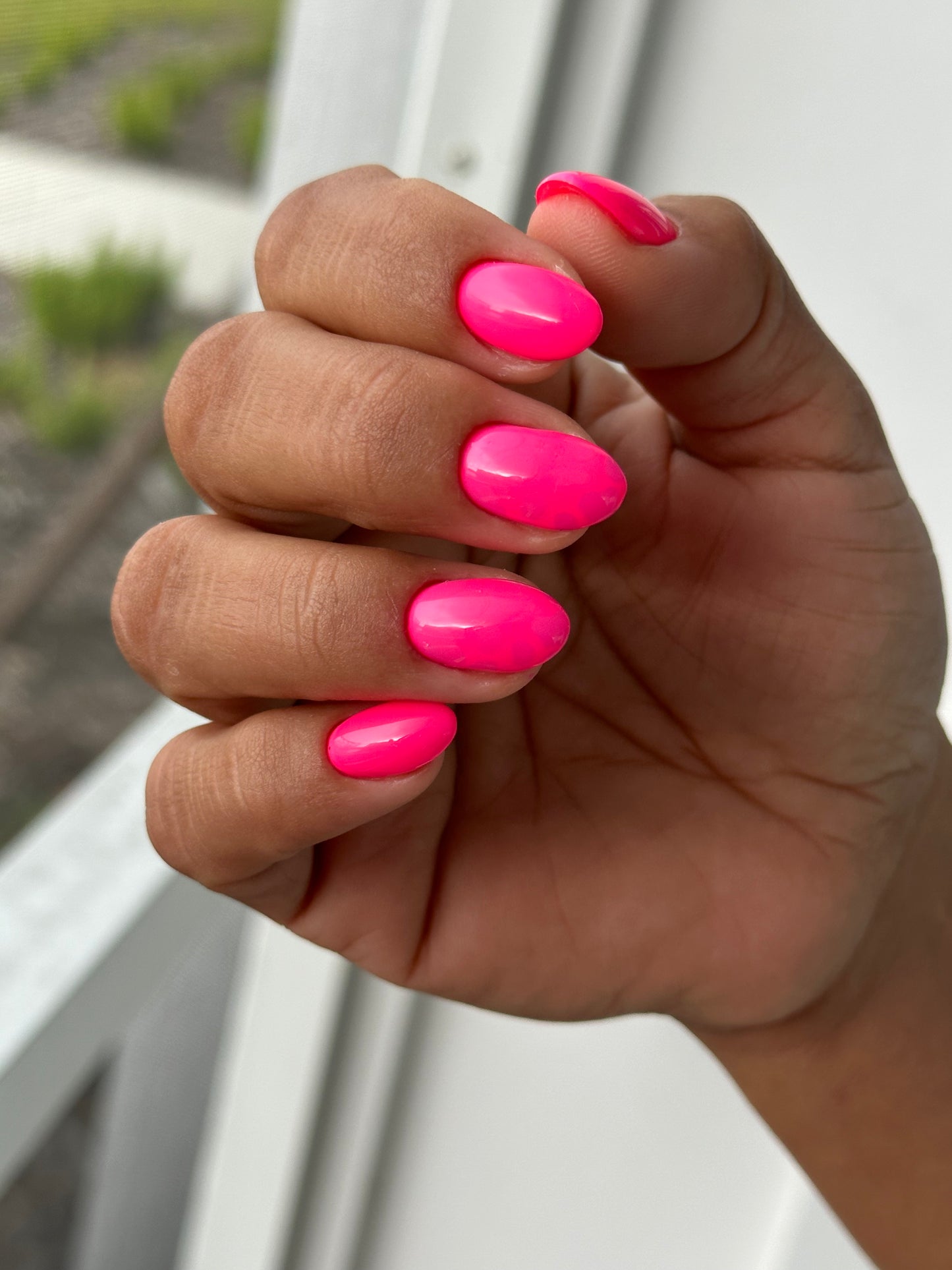 GEL POLISH | RE121 Electric Pink
