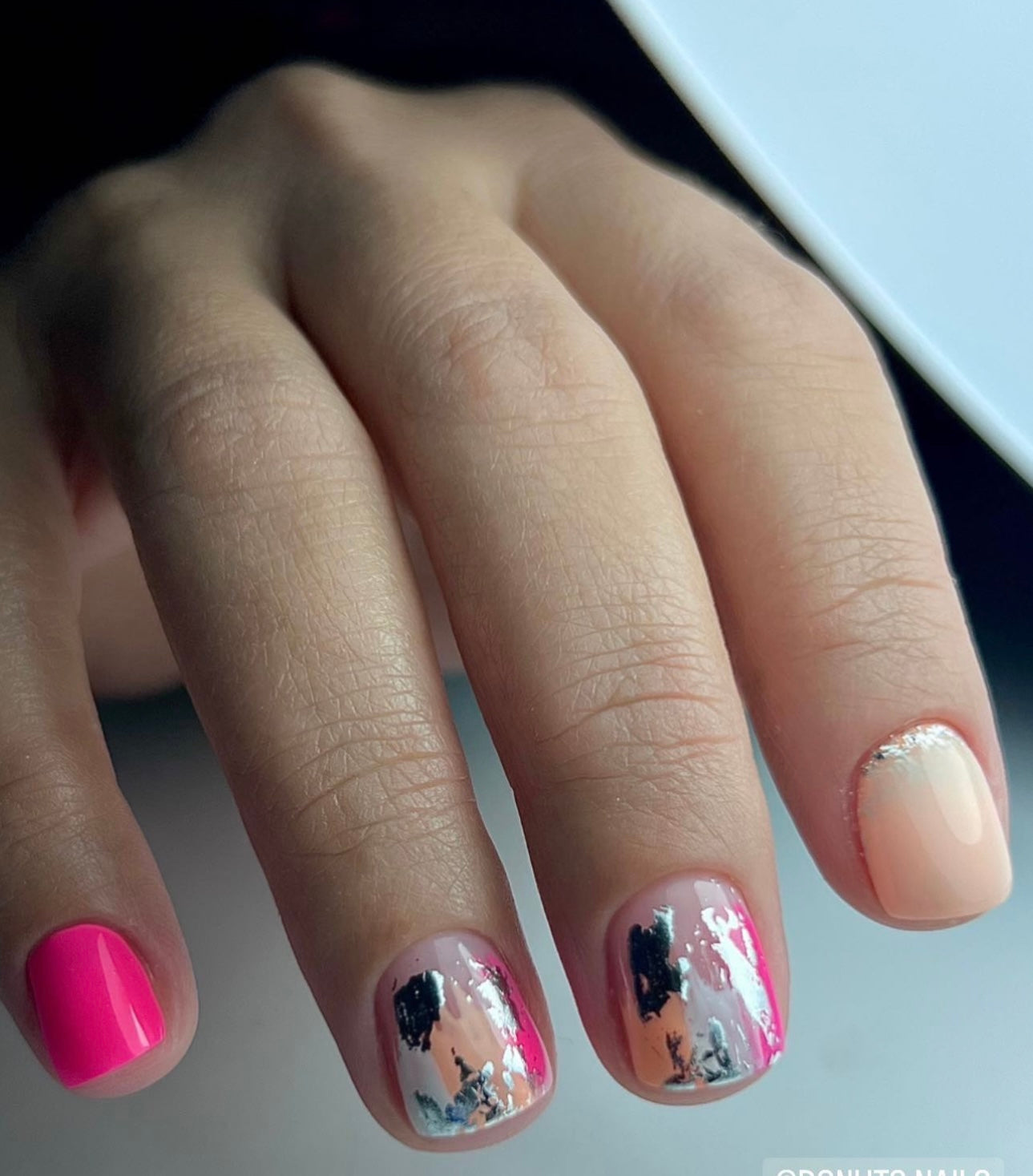 GEL POLISH | RE121 Electric Pink
