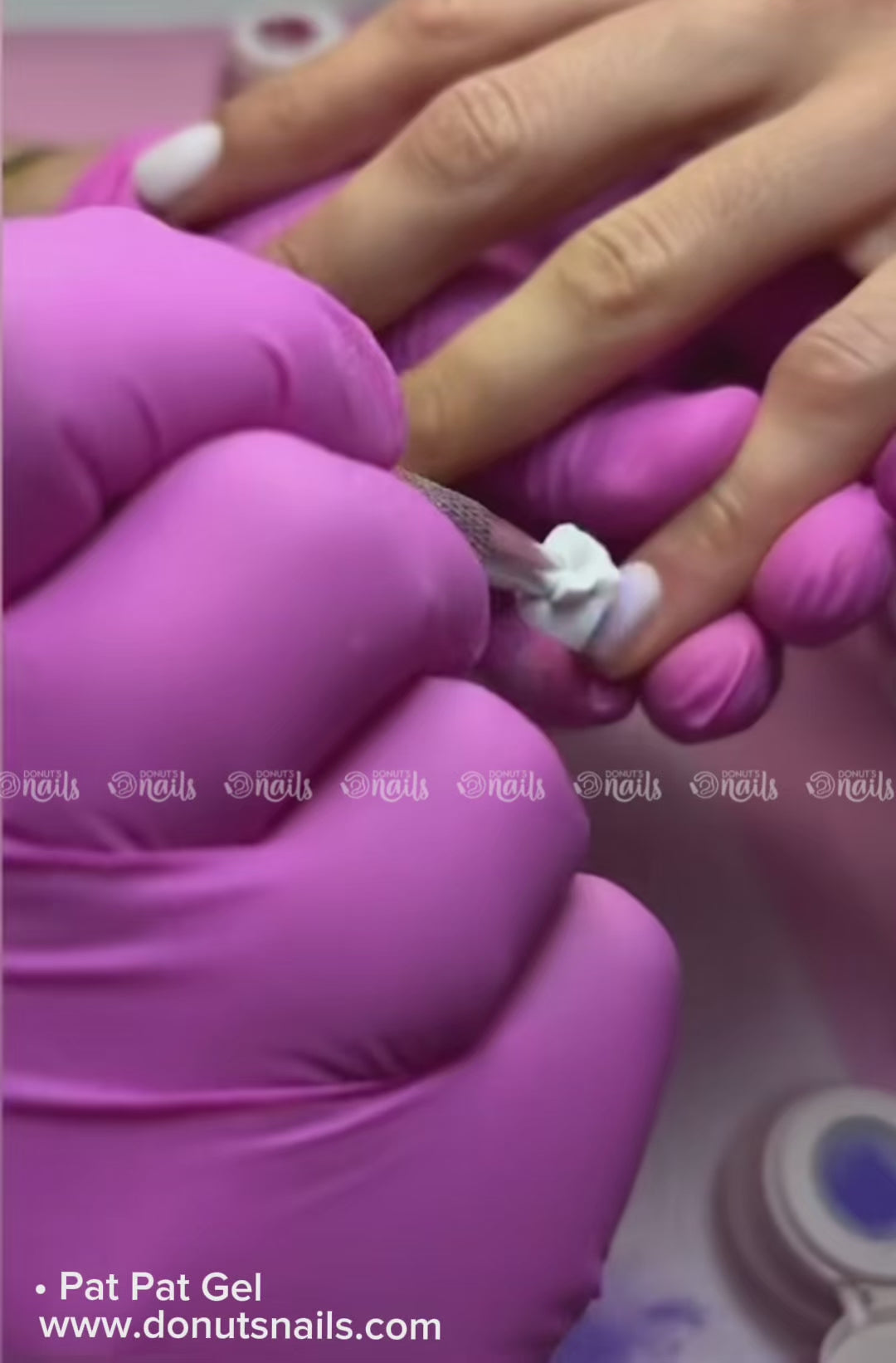 Load video: AIR CUSHION PAT PAT | Sponge gradient kit
