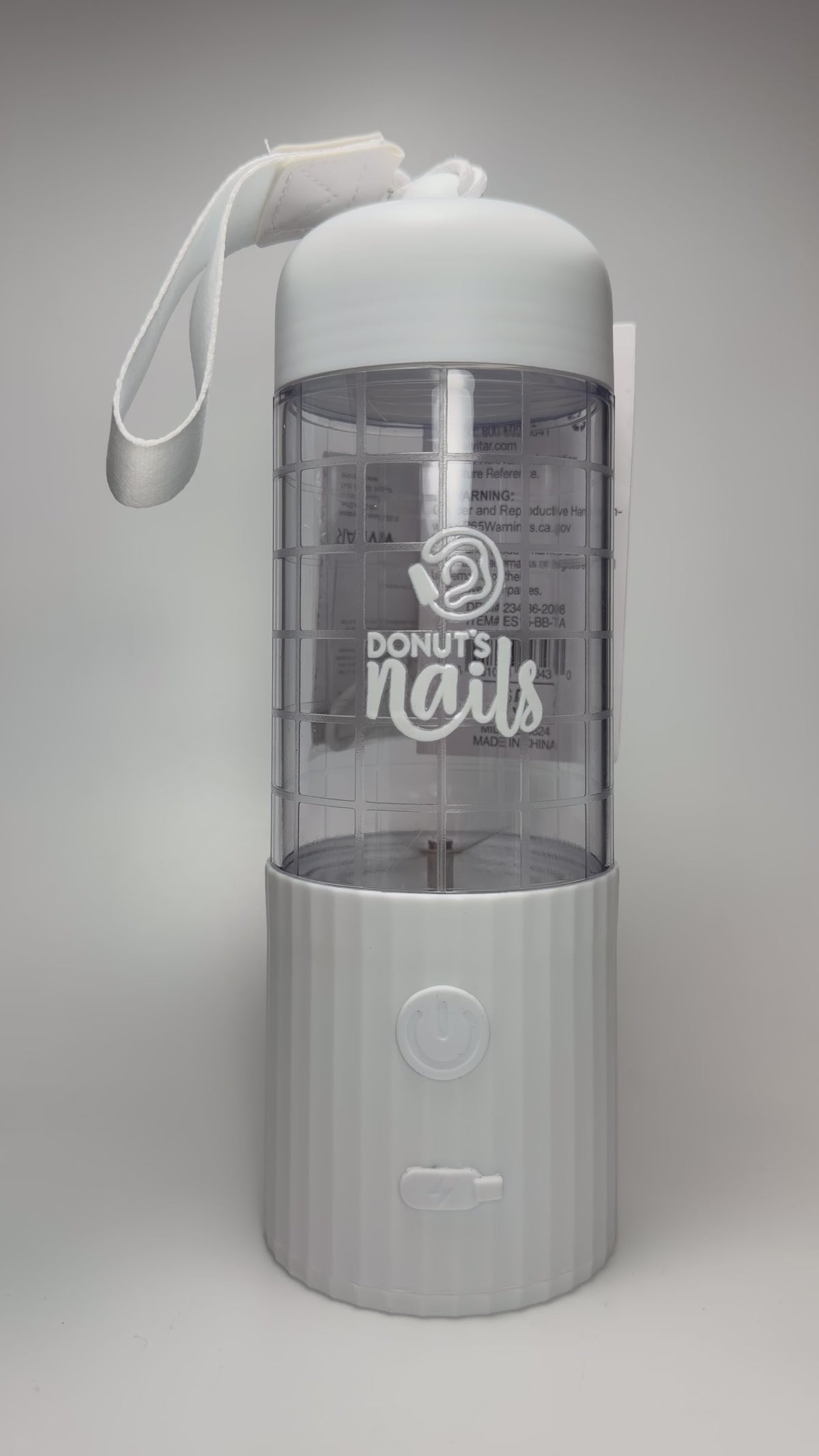 Load video: Electric Blender Bottle | white 13.4oz