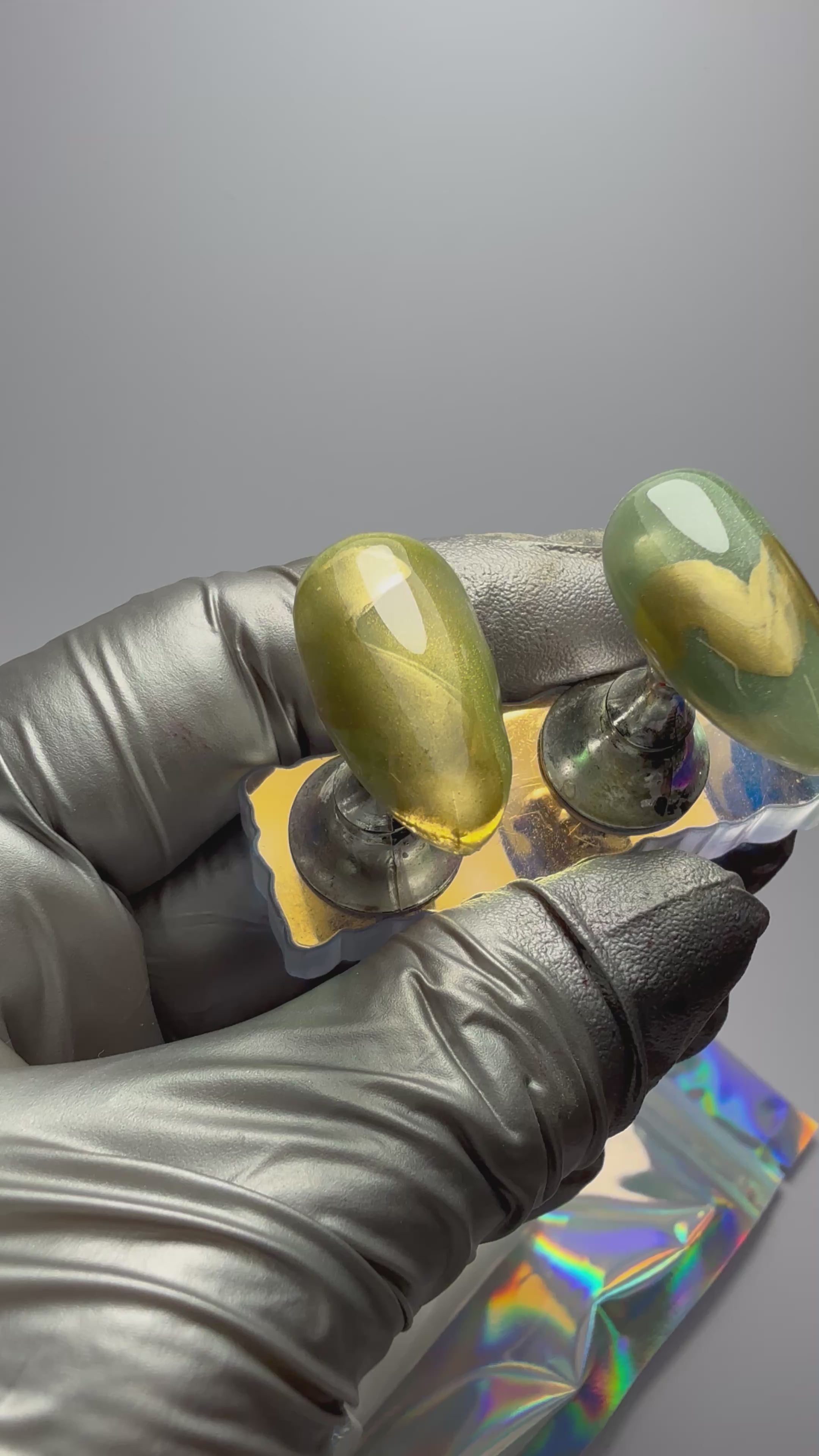 Load video: CAT EYE | Silk Trio NEW