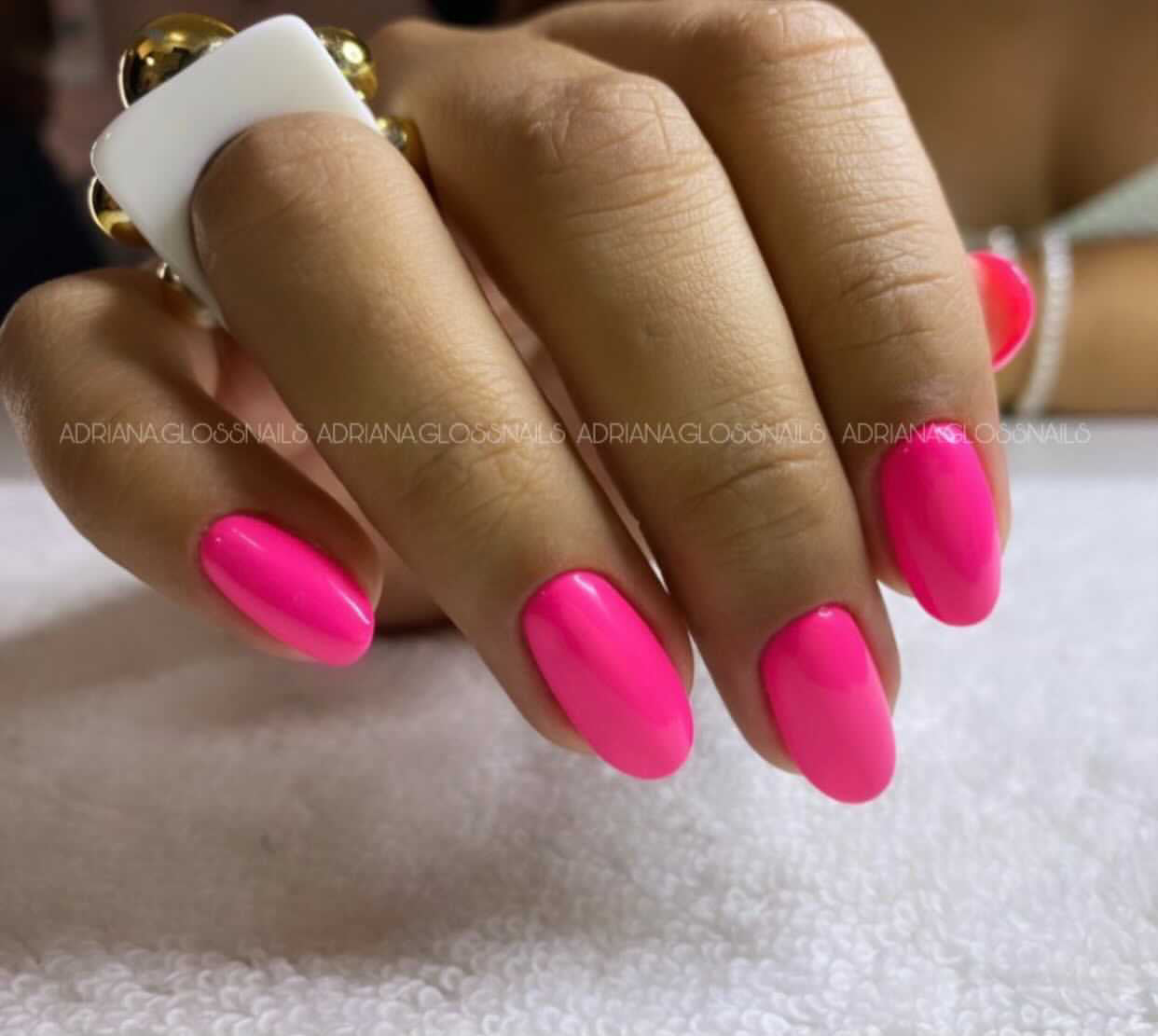 GEL POLISH | RE121 Electric Pink